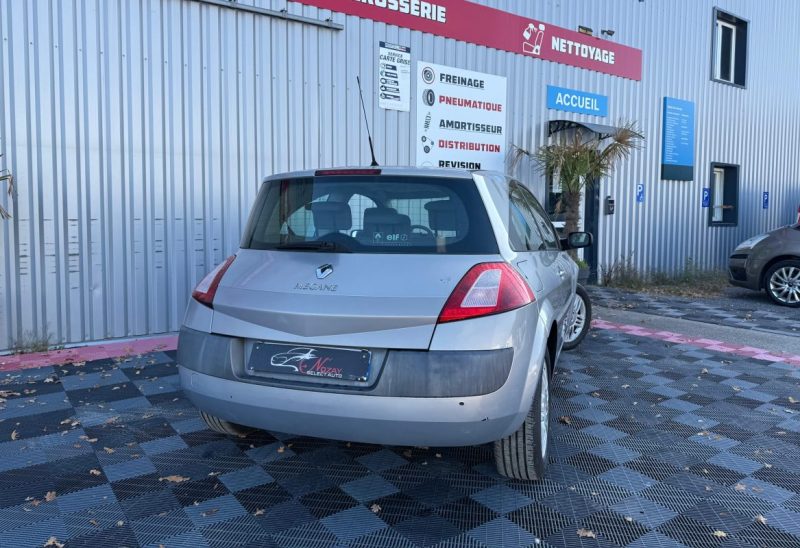 RENAULT MEGANE 1.6I 113CV 