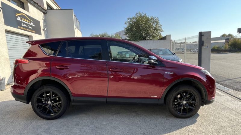 TOYOTA RAV4 197 HYBRIDE Black Edition CVT 2018