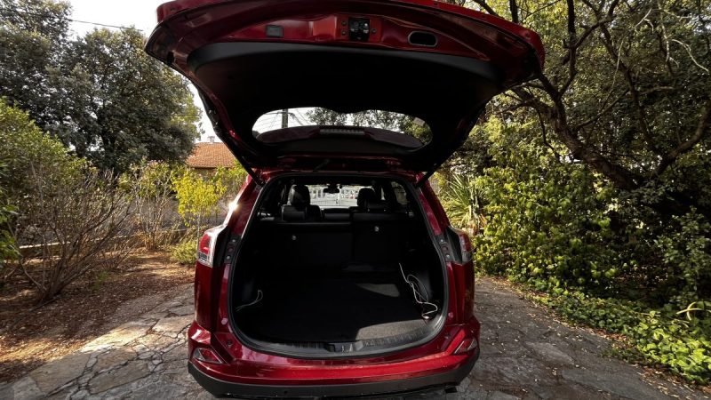 TOYOTA RAV4 197 HYBRIDE Black Edition CVT 2018