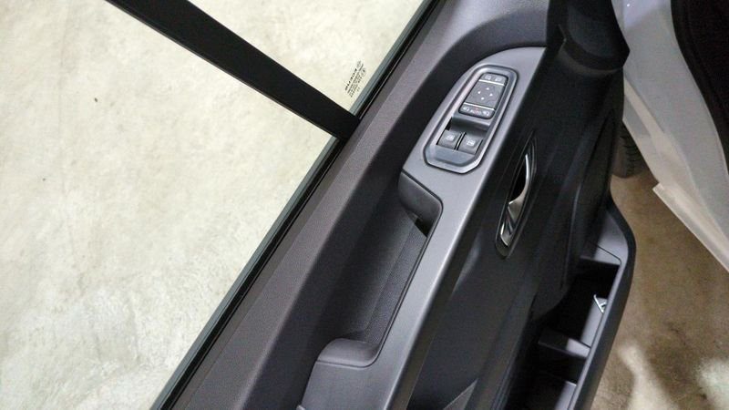 Renault Trafic fourgon nouveau L2h1 3t blue dci 150 auto extra + plancher bois + radars av