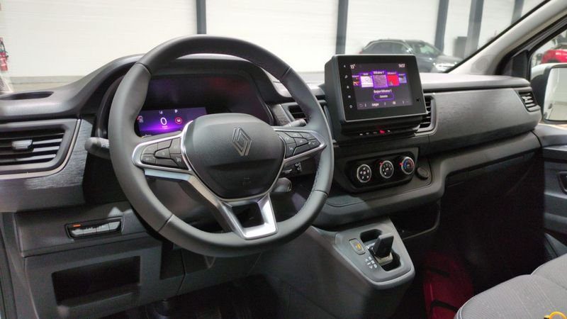 Renault Trafic fourgon nouveau L2h1 3t blue dci 170 auto extra + plancher bois + radars av