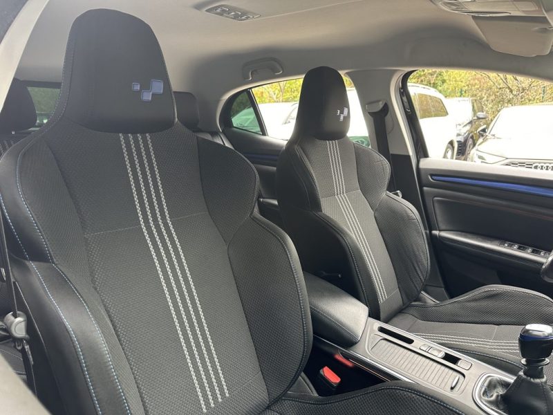 RENAULT MEGANE 1.2 TCE 130CH INTENS SUIVI COMPLET RENAULT / CAMERA DE RECUL / SIEGES SPORT 2017