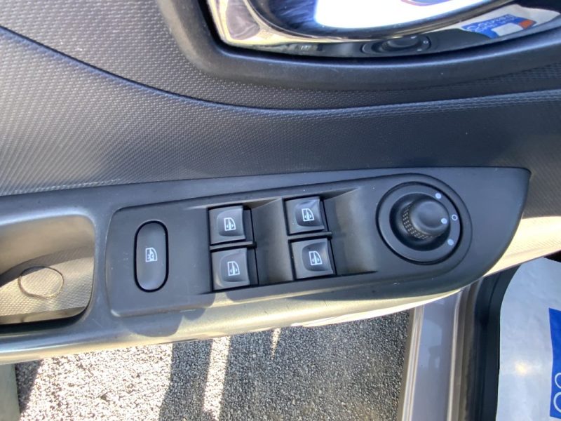 RENAULT CAPTUR 1.5 DCI 90CV ENERGY LIFE  2014