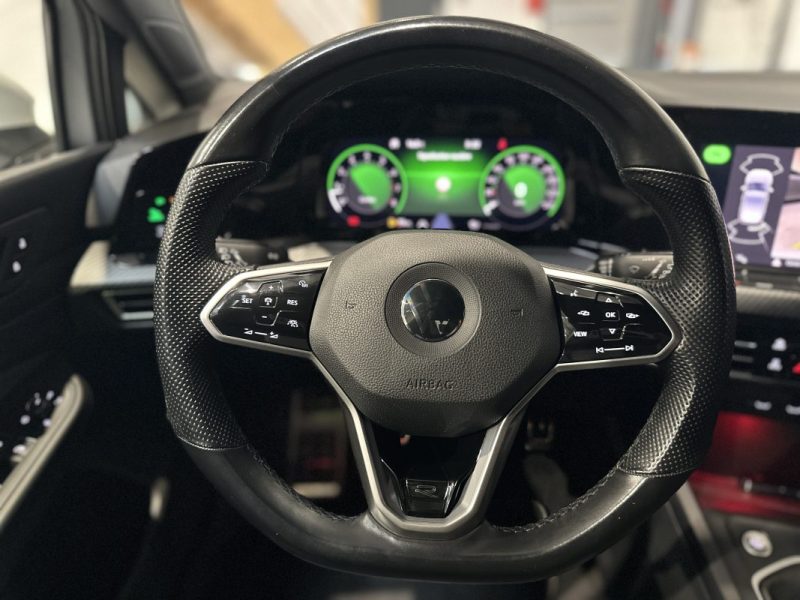 VOLKSWAGEN GOLF 8 1.5 TSI 130ch R-LINE - CAMERA 