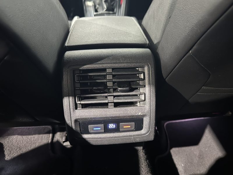 VOLKSWAGEN GOLF 8 1.5 TSI 130ch R-LINE - CAMERA 