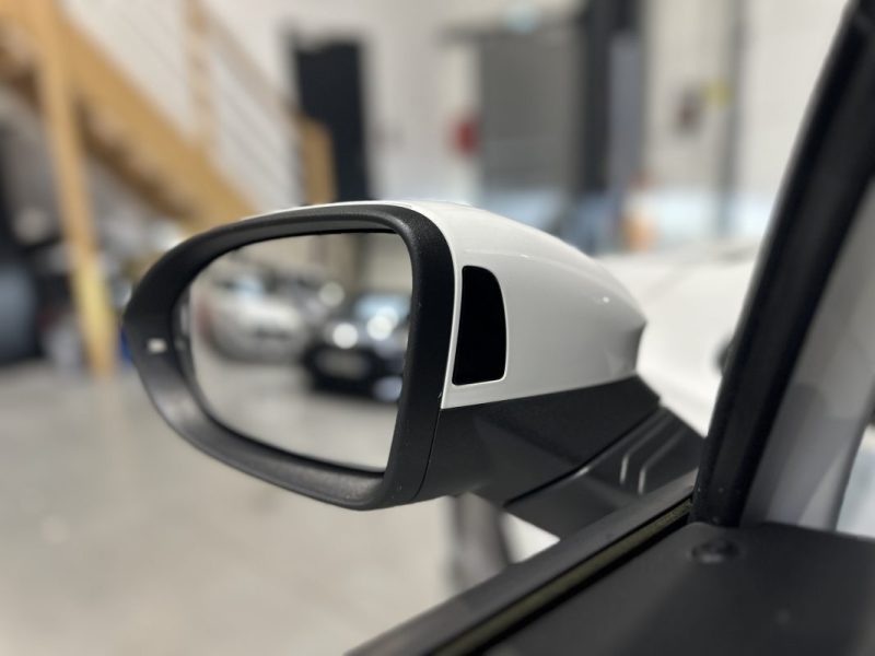 VOLKSWAGEN GOLF 8 1.5 TSI 130ch R-LINE - CAMERA 