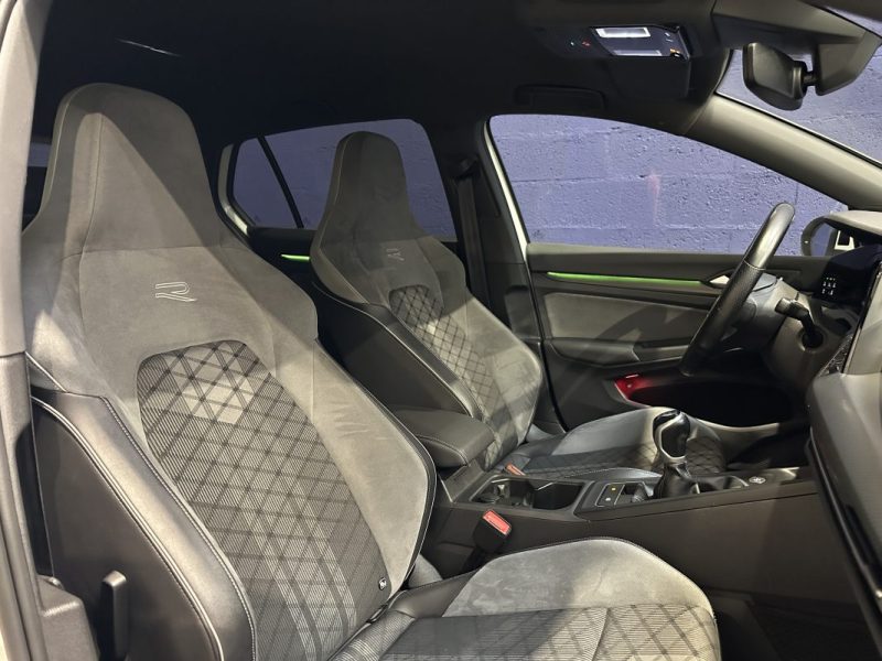 VOLKSWAGEN GOLF 8 1.5 TSI 130ch R-LINE - CAMERA 