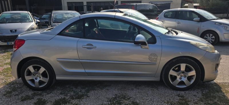 PEUGEOT 207 1.6 HDI112 FAP FÉLINE 2011