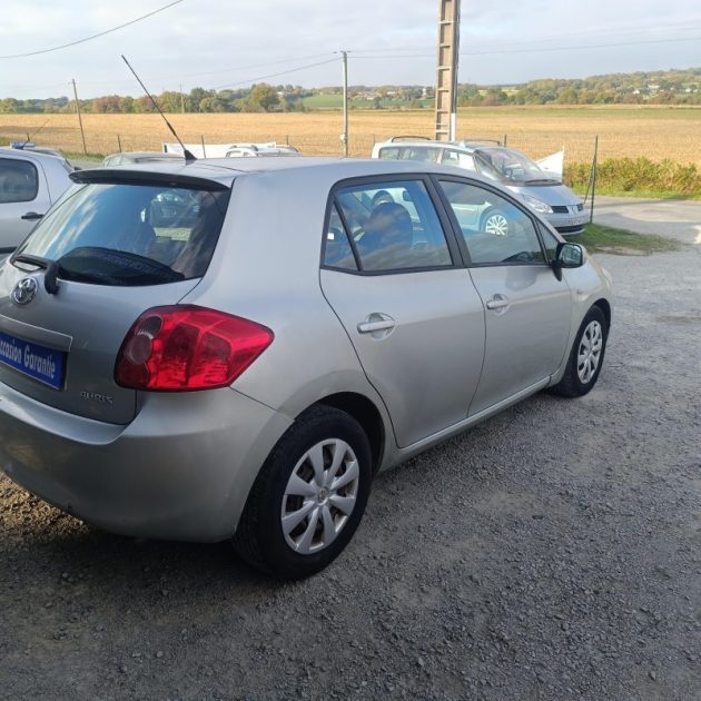 TOYOTA AURIS 90 D-4D FAP 2009