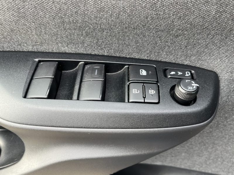 MAZDA MAZDA2/ YARIS 1.5 Hybrid 116ch Pure