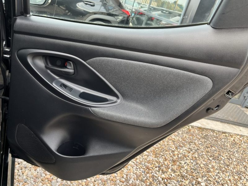 MAZDA MAZDA2/ YARIS 1.5 Hybrid 116ch Pure