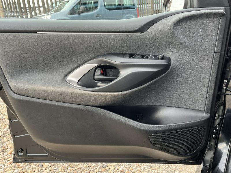 MAZDA MAZDA2/ YARIS 1.5 Hybrid 116ch Pure