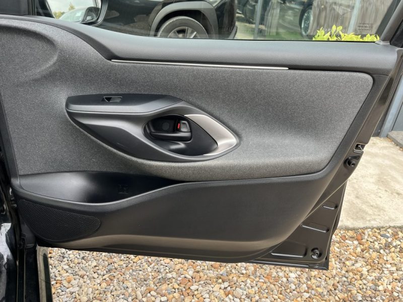 MAZDA MAZDA2/ YARIS 1.5 Hybrid 116ch Pure