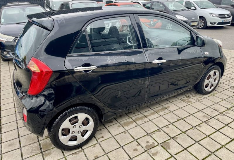 KIA PICANTO II 1.0 998CM3 69CV  2012