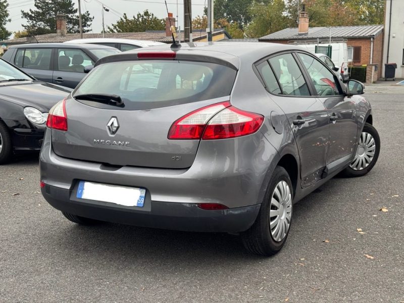 RENAULT MEGANE 1.5 DCI 110CH AUTHENTIQUE ECO² 2011