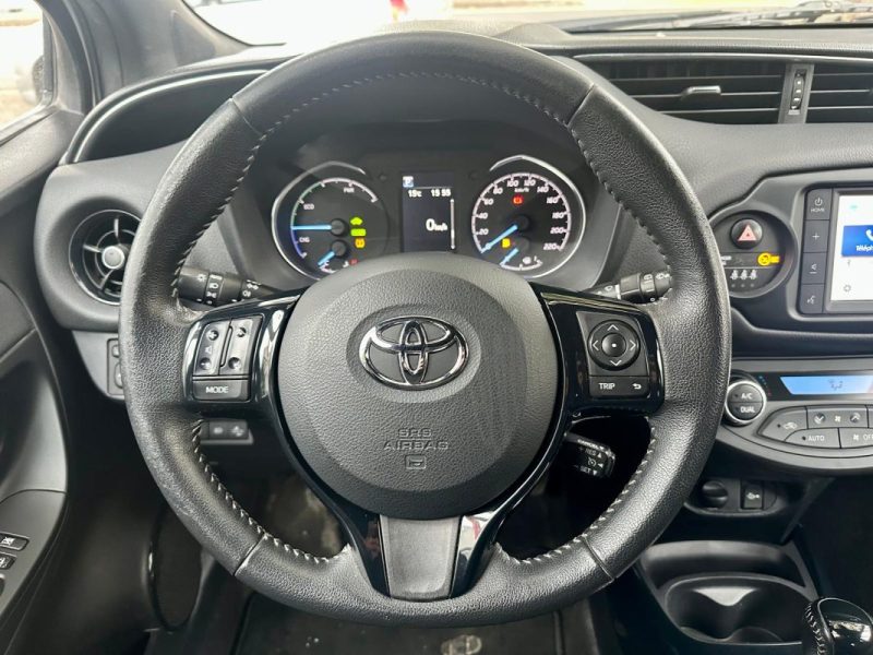 TOYOTA YARIS III  1.5 HYBRID 100H COLLECTION **1ÈRE MAIN** 