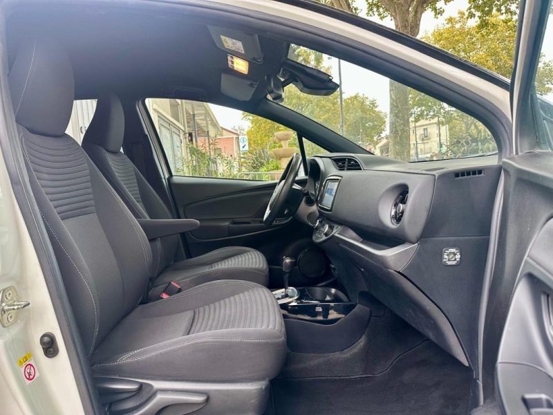 TOYOTA YARIS III  1.5 HYBRID 100H COLLECTION **1ÈRE MAIN** 