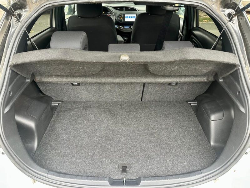 TOYOTA YARIS III  1.5 HYBRID 100H COLLECTION **1ÈRE MAIN** 