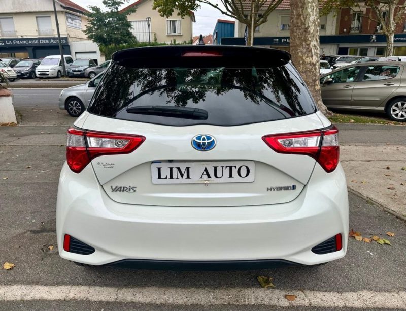 TOYOTA YARIS III  1.5 HYBRID 100H COLLECTION **1ÈRE MAIN** 