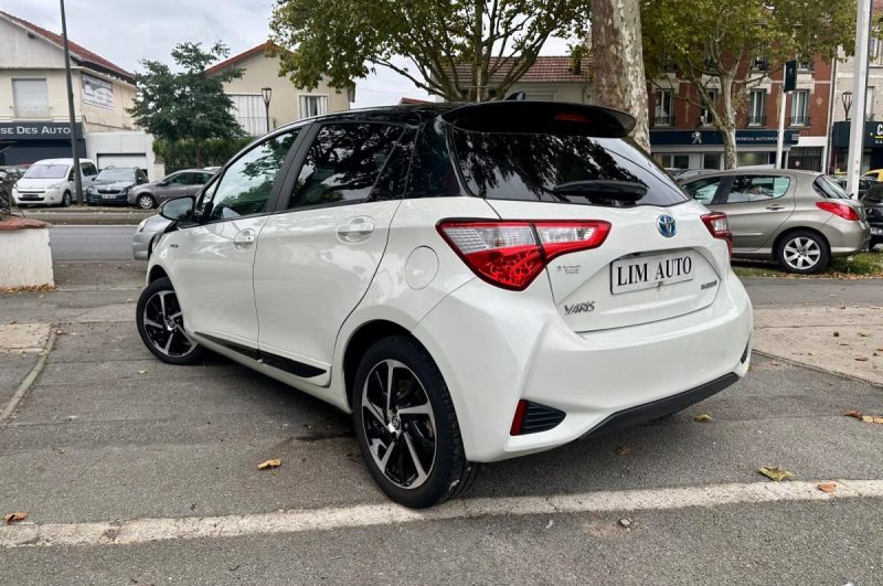 TOYOTA YARIS III  1.5 HYBRID 100H COLLECTION **1ÈRE MAIN** 