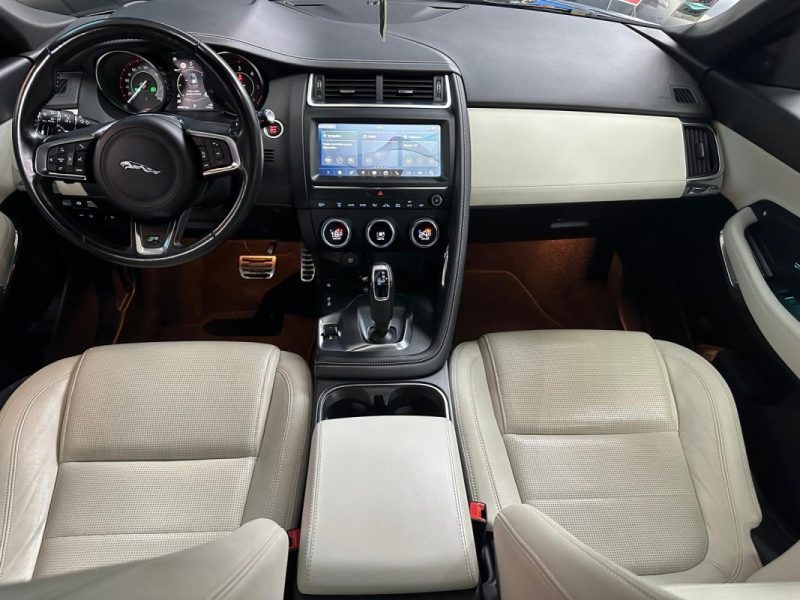 JAGUAR E-PACE D180 2.0 180 cv AWD R-Dynamic
