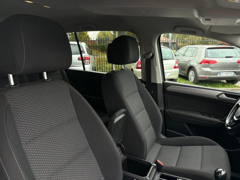 Volkswagen Touran 1.6 TDI 110ch Trendline 👨‍👩‍👧‍👦 7 places / CarPlay 🍏 / Reprise 🔄 Garantie ✅