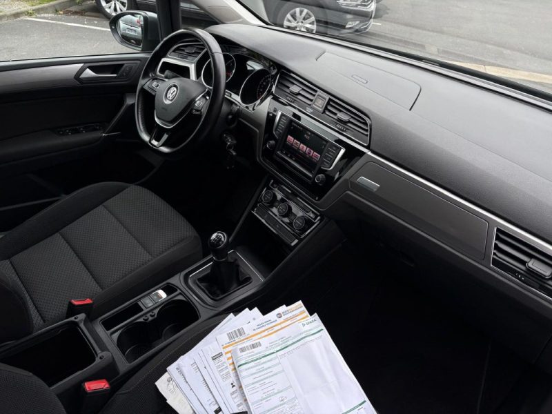 Volkswagen Touran 1.6 TDI 110ch Trendline 👨‍👩‍👧‍👦 7 places / CarPlay 🍏 / Reprise 🔄 Garantie ✅