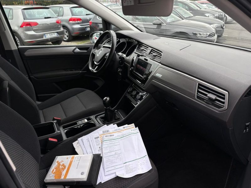 Volkswagen Touran 1.6 TDI 110ch Trendline 👨‍👩‍👧‍👦 7 places / CarPlay 🍏 / Reprise 🔄 Garantie ✅