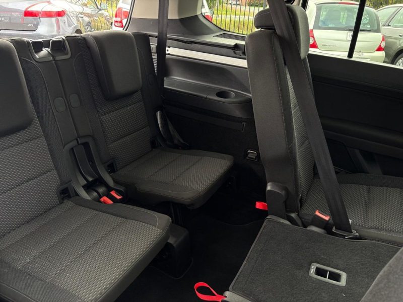 Volkswagen Touran 1.6 TDI 110ch Trendline 👨‍👩‍👧‍👦 7 places / CarPlay 🍏 / Reprise 🔄 Garantie ✅