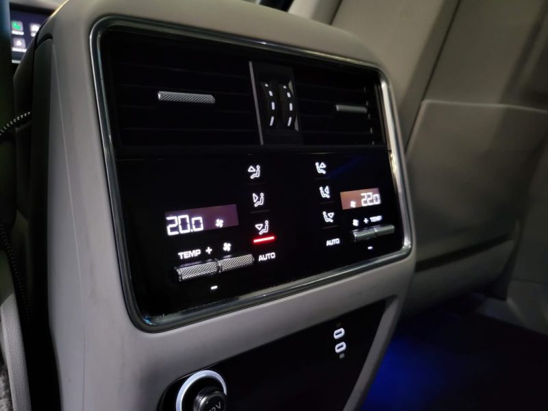 PORSCHE CAYENNE COUPE 3.0 V6 462CH E-HYBRID PLATINUM EDITION