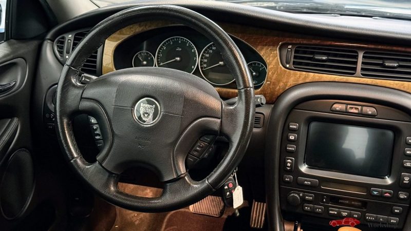 JAGUAR X TYPE V6 3.0L | Révisée entièrement | Élégance et caractère britannique