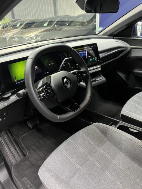 RENAULT MEGANE E-TECH ELECTRIC 130 EQUILIBRE AUTONOMIE URBAINE 40KWH 2024