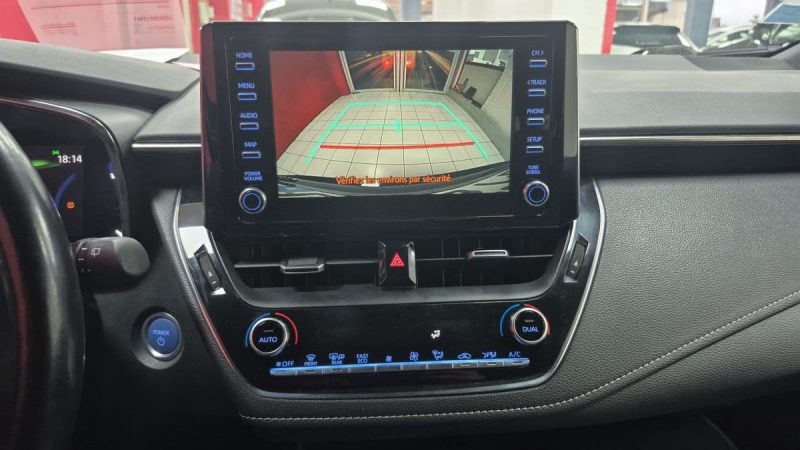 TOYOTA COROLLA TOURING SPORTS 122CV DYNAMIC BUSINESS 2021