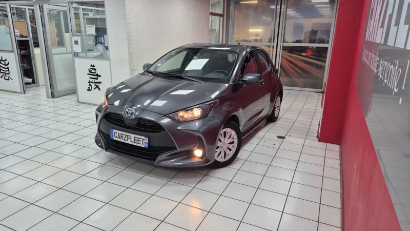 TOYOTA YARIS BERLINE 116H DYNAMIC BUSINESS/1 ERE MAIN/TVA RECUP 2022