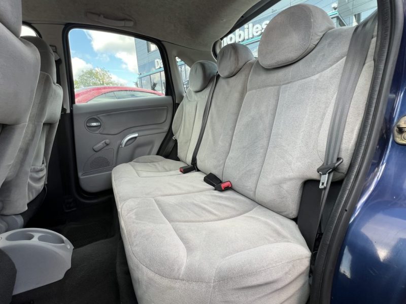 CITROEN C3 EXCLUSIVE 1.6 110 Cv 5 PORTES REGULATEUR BLUETOOTH CLIMATISATION - GARANTIE 1 AN