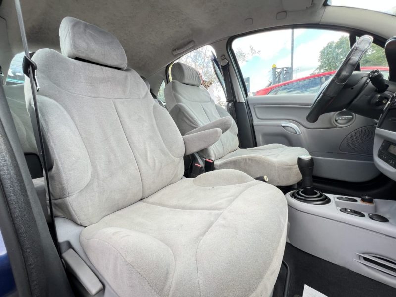 CITROEN C3 EXCLUSIVE 1.6 110 Cv 5 PORTES REGULATEUR BLUETOOTH CLIMATISATION - GARANTIE 1 AN