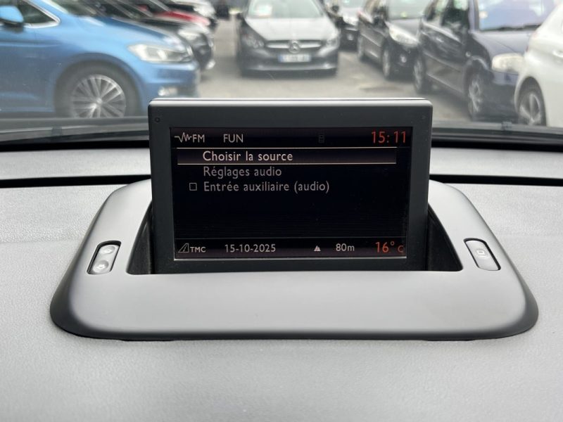 PEUGEOT 3008 PREMIUM 1.6 Hdi 110 1ERE MAIN TOIT PANORAMIQUE GPS AFFICHAGE TETE HAUTE - GARANTIE 1 AN