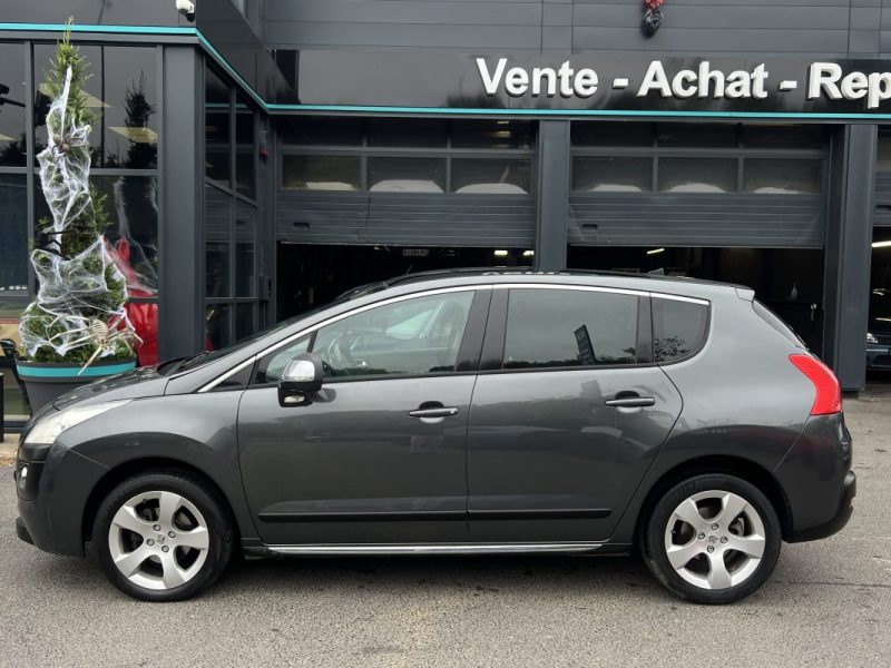 PEUGEOT 3008 PREMIUM 1.6 Hdi 110 1ERE MAIN TOIT PANORAMIQUE GPS AFFICHAGE TETE HAUTE - GARANTIE 1 AN