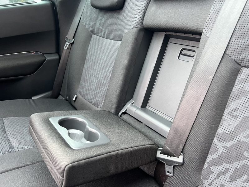 PEUGEOT 3008 PREMIUM 1.6 Hdi 110 1ERE MAIN TOIT PANORAMIQUE GPS AFFICHAGE TETE HAUTE - GARANTIE 1 AN