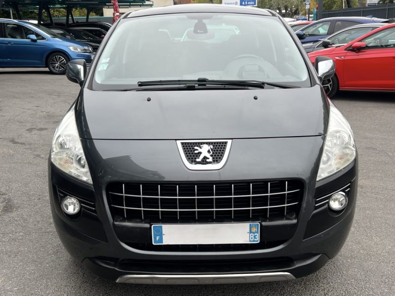 PEUGEOT 3008 PREMIUM 1.6 Hdi 110 1ERE MAIN TOIT PANORAMIQUE GPS AFFICHAGE TETE HAUTE - GARANTIE 1 AN