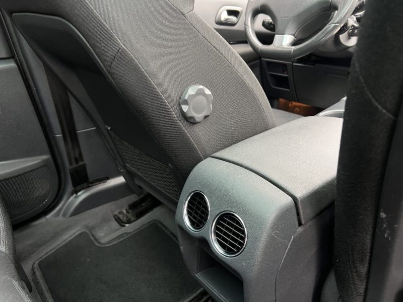 PEUGEOT 3008 PREMIUM 1.6 Hdi 110 1ERE MAIN TOIT PANORAMIQUE GPS AFFICHAGE TETE HAUTE - GARANTIE 1 AN