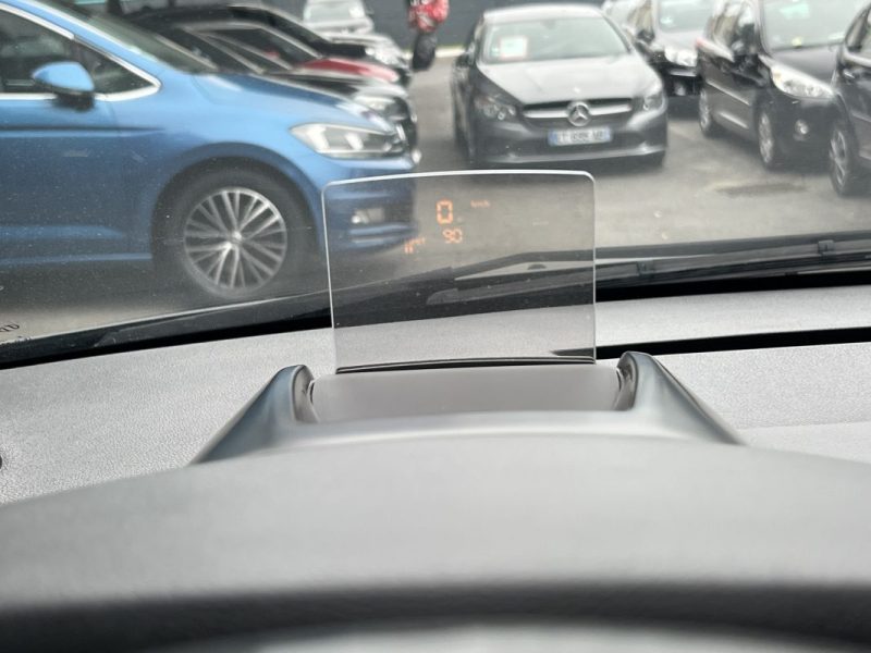 PEUGEOT 3008 PREMIUM 1.6 Hdi 110 1ERE MAIN TOIT PANORAMIQUE GPS AFFICHAGE TETE HAUTE - GARANTIE 1 AN