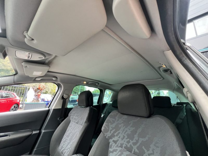 PEUGEOT 3008 PREMIUM 1.6 Hdi 110 1ERE MAIN TOIT PANORAMIQUE GPS AFFICHAGE TETE HAUTE - GARANTIE 1 AN