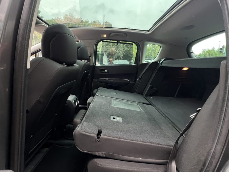 PEUGEOT 3008 PREMIUM 1.6 Hdi 110 1ERE MAIN TOIT PANORAMIQUE GPS AFFICHAGE TETE HAUTE - GARANTIE 1 AN