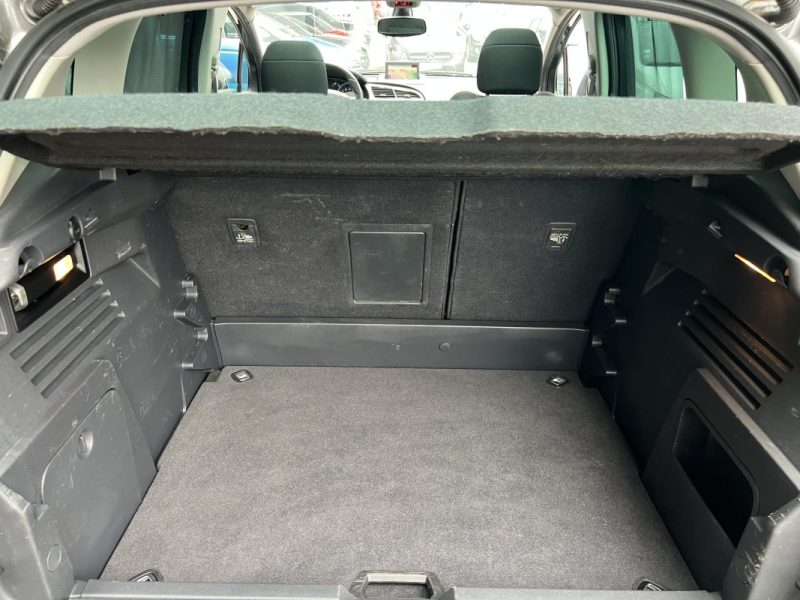 PEUGEOT 3008 PREMIUM 1.6 Hdi 110 1ERE MAIN TOIT PANORAMIQUE GPS AFFICHAGE TETE HAUTE - GARANTIE 1 AN