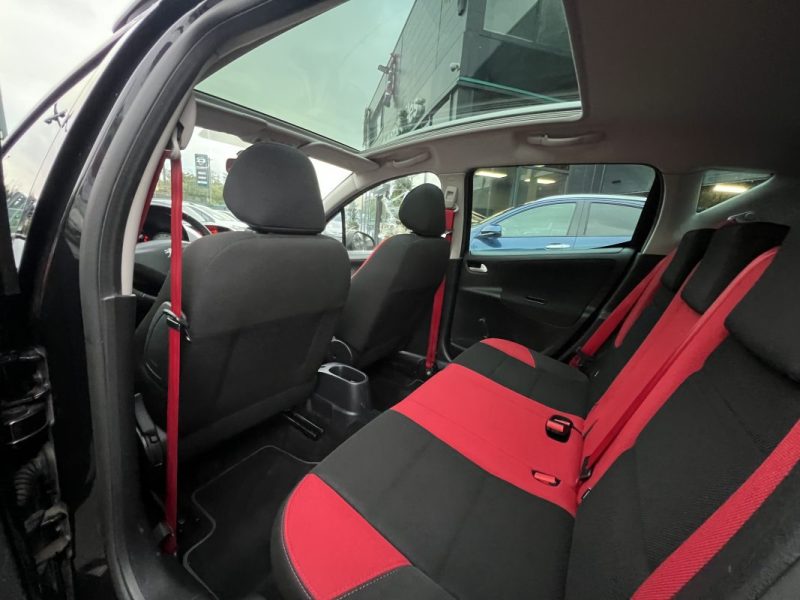 PEUGEOT 207 PHASE 2 SW / BREAK SERIE 64 1.6 HDI 92 Cv 1ERE MAIN / TOIT PANO ATTELAGE - GARANTIE 1 AN