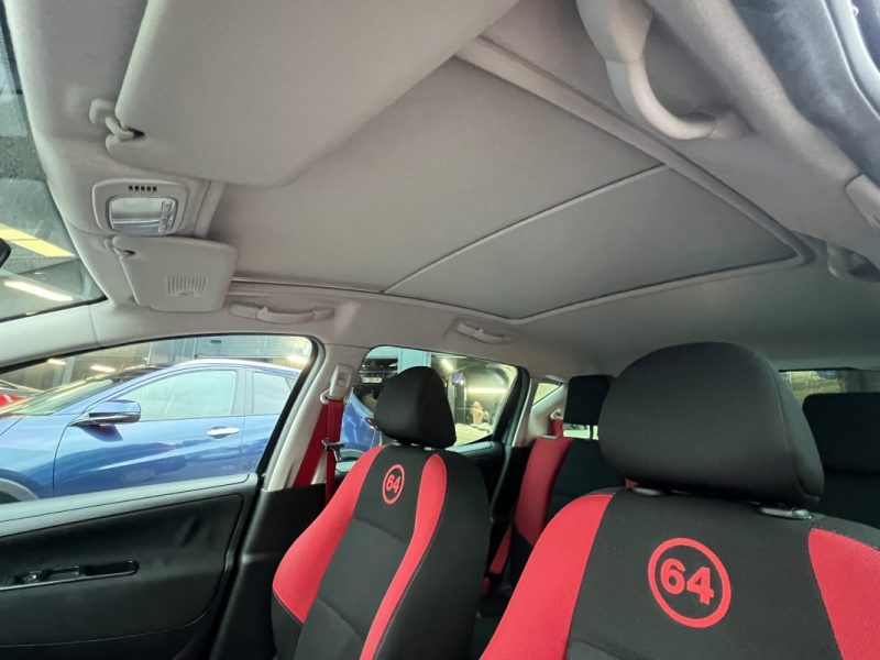 PEUGEOT 207 PHASE 2 SW / BREAK SERIE 64 1.6 HDI 92 Cv 1ERE MAIN / TOIT PANO ATTELAGE - GARANTIE 1 AN