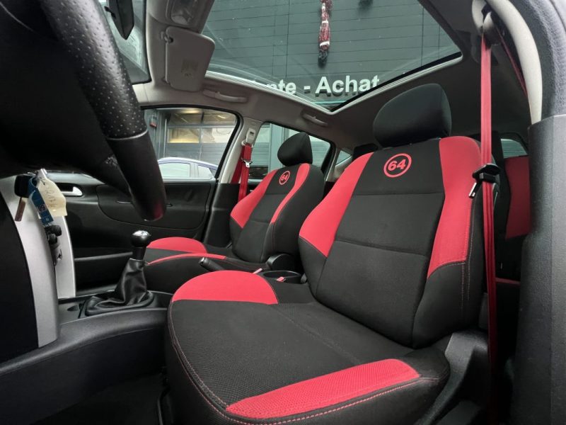 PEUGEOT 207 PHASE 2 SW / BREAK SERIE 64 1.6 HDI 92 Cv 1ERE MAIN / TOIT PANO ATTELAGE - GARANTIE 1 AN