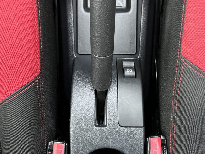 PEUGEOT 207 PHASE 2 SW / BREAK SERIE 64 1.6 HDI 92 Cv 1ERE MAIN / TOIT PANO ATTELAGE - GARANTIE 1 AN