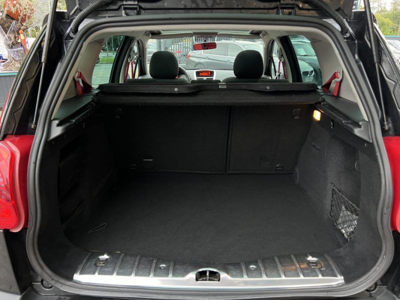 PEUGEOT 207 PHASE 2 SW / BREAK SERIE 64 1.6 HDI 92 Cv 1ERE MAIN / TOIT PANO ATTELAGE - GARANTIE 1 AN